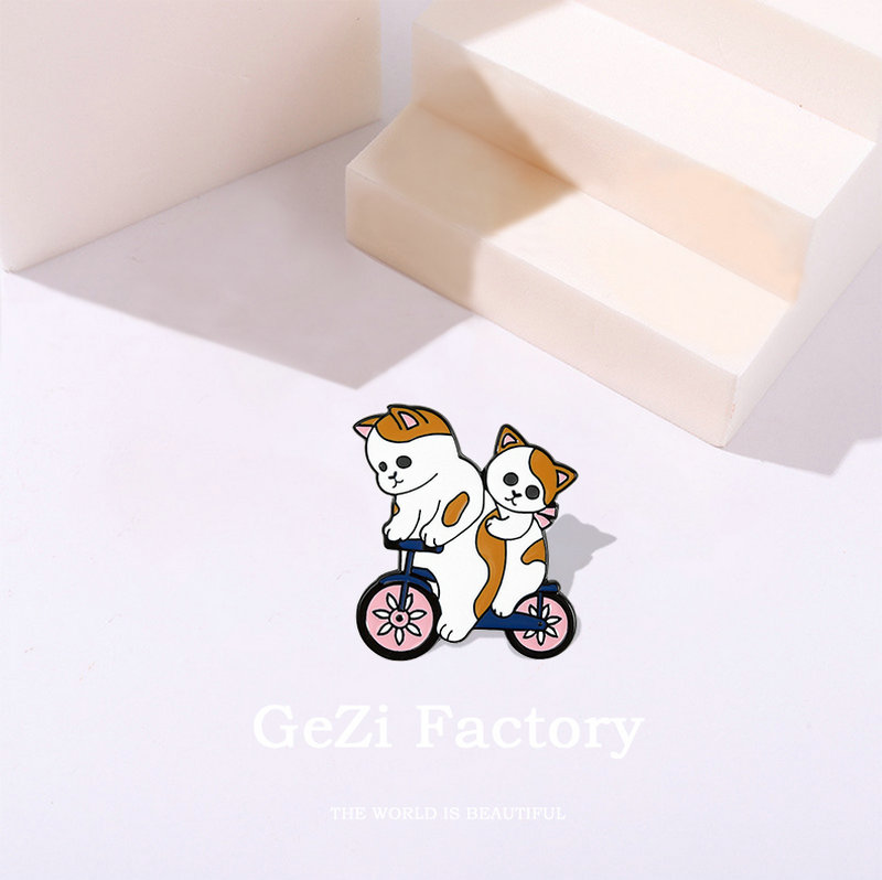 Funny Cats Enamel Pin Custom C - Cycling Commute Bag ulasan dan harga